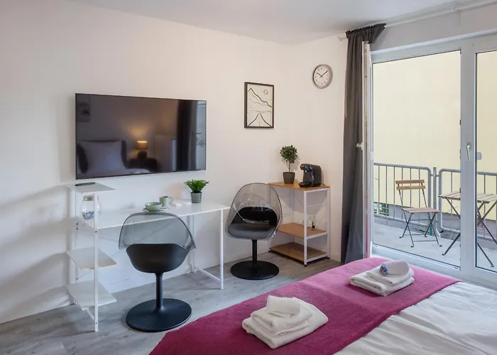 Mint: Design - Parken - Kueche - Wifi * דורטמונד